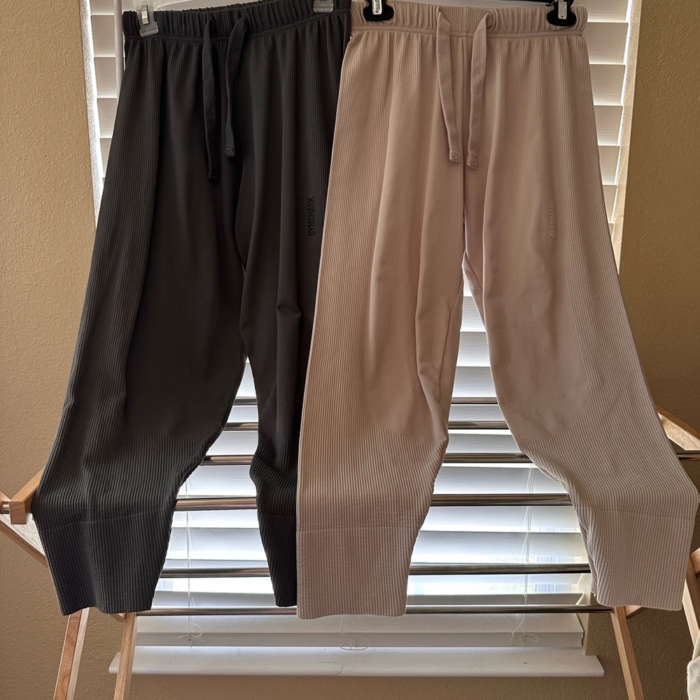 Gymshark joggers. Size extra small. BNWOT